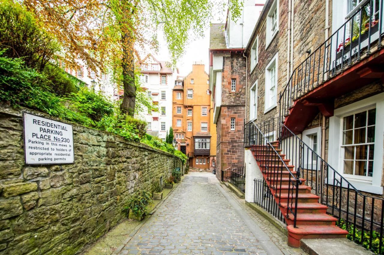 Famous House, 1 Minute From Edinburgh Castle Appartement Buitenkant foto