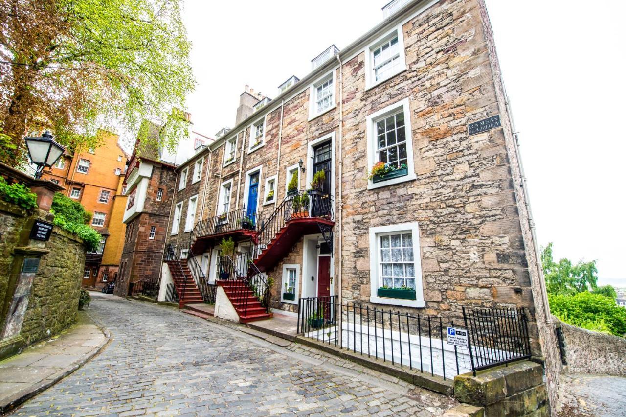 Famous House, 1 Minute From Edinburgh Castle Appartement Buitenkant foto
