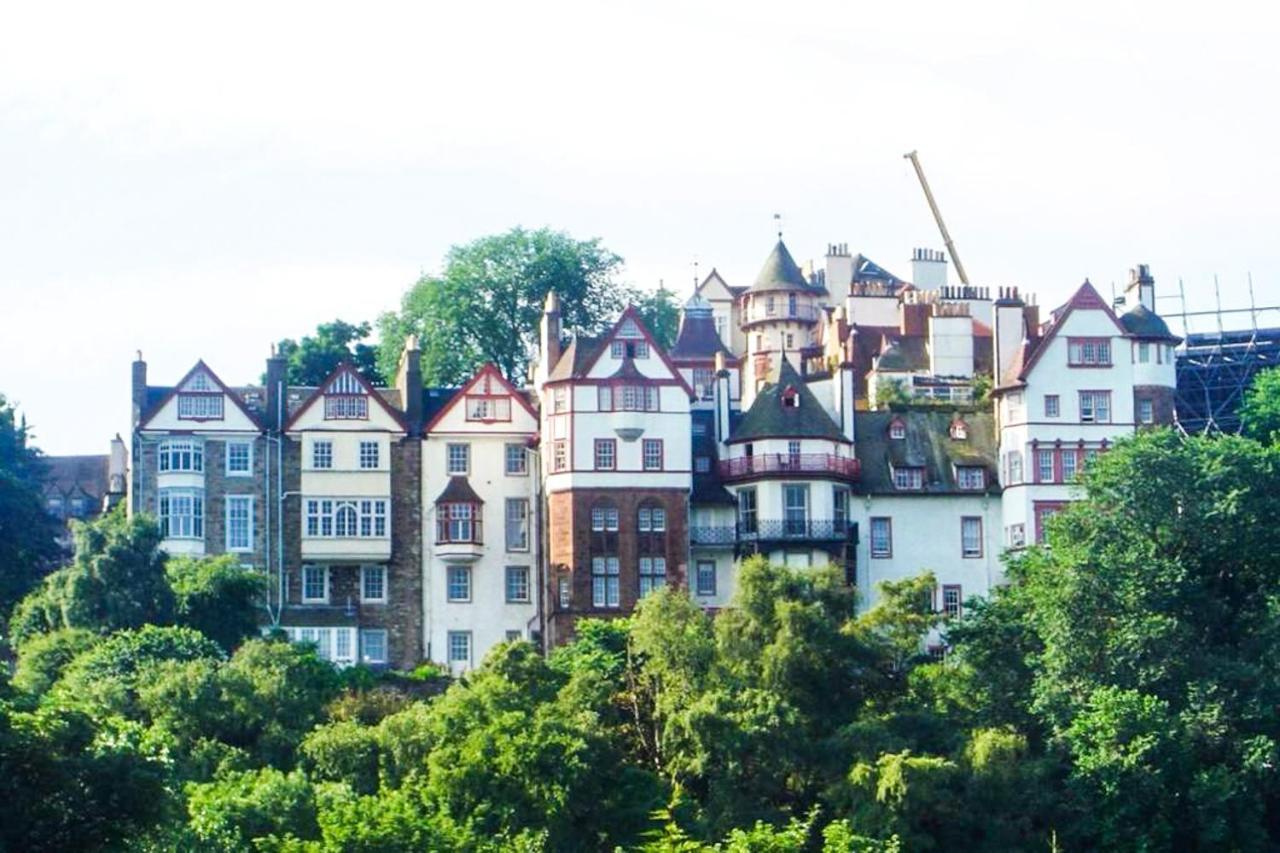 Famous House, 1 Minute From Edinburgh Castle Appartement Buitenkant foto